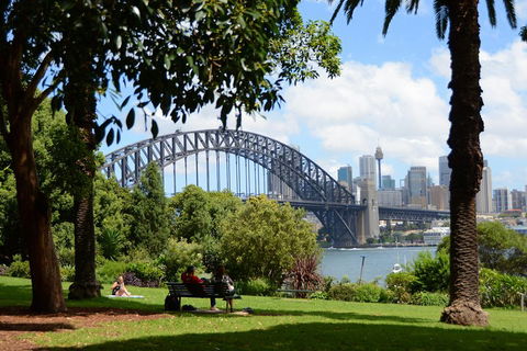 Explore The Culture Of Sydney Harbour On This Walking Audio Tour To Lavender Bay - Hotel WA 1