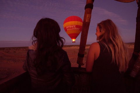 Early Morning Ballooning In Alice Springs - Hotel WA 1