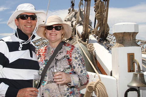 Sydney Harbour Tall Ship Afternoon Discovery Cruise - Hotel WA 4